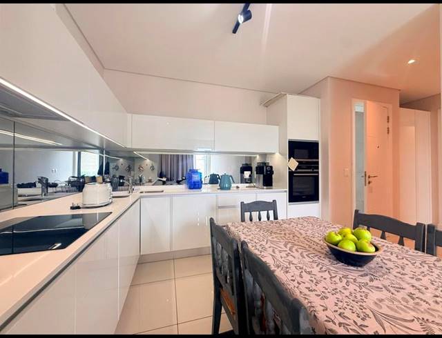 2 BEDROOM PROPERTY TO RENT IN HOUGHTON ESTATE